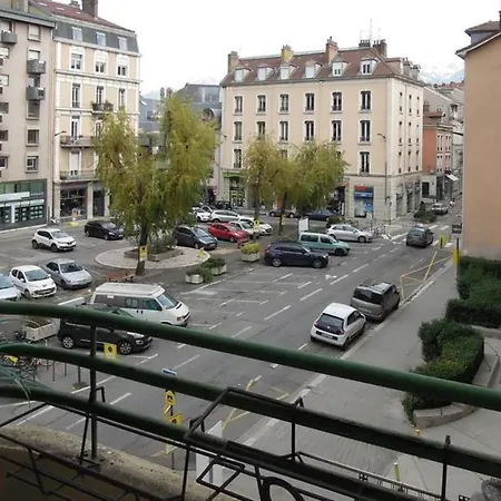 Apartamento #h3 Le Fantasque City-center Shops Nearby T2 Grenoble