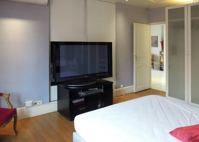 Apartamento #h3 Le Fantasque City-center Shops Nearby T2