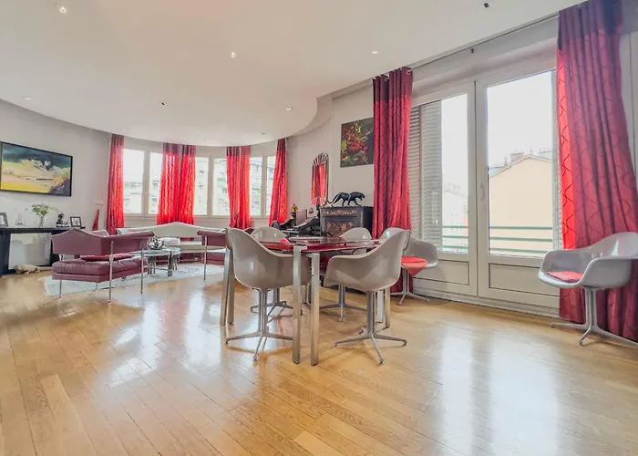 #h3 Le Fantasque City-center Shops Nearby T2 Apartamento *