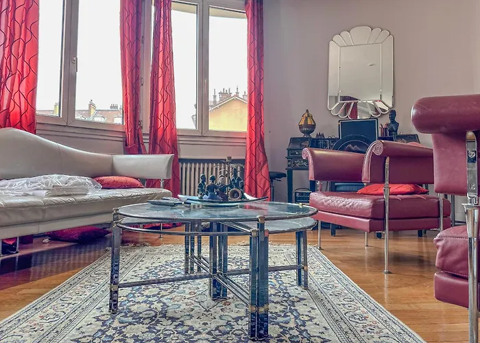 #h3 Le Fantasque City-center Shops Nearby T2 *