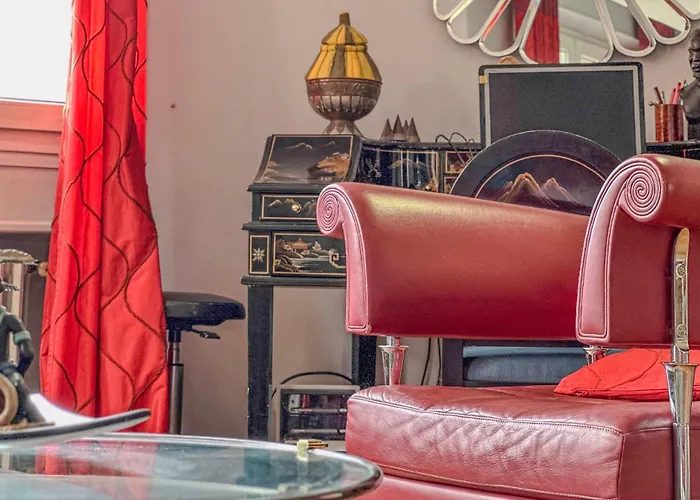 #h3 Le Fantasque City-center Shops Nearby T2