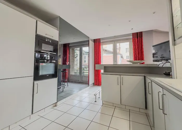 Apartamento #h3 Le Fantasque City-center Shops Nearby T2