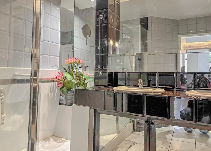 #h3 Le Fantasque City-center Shops Nearby T2 * Grenoble