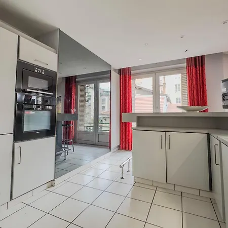 Apartment #h3 Le Fantasque City-center Shops Nearby T2